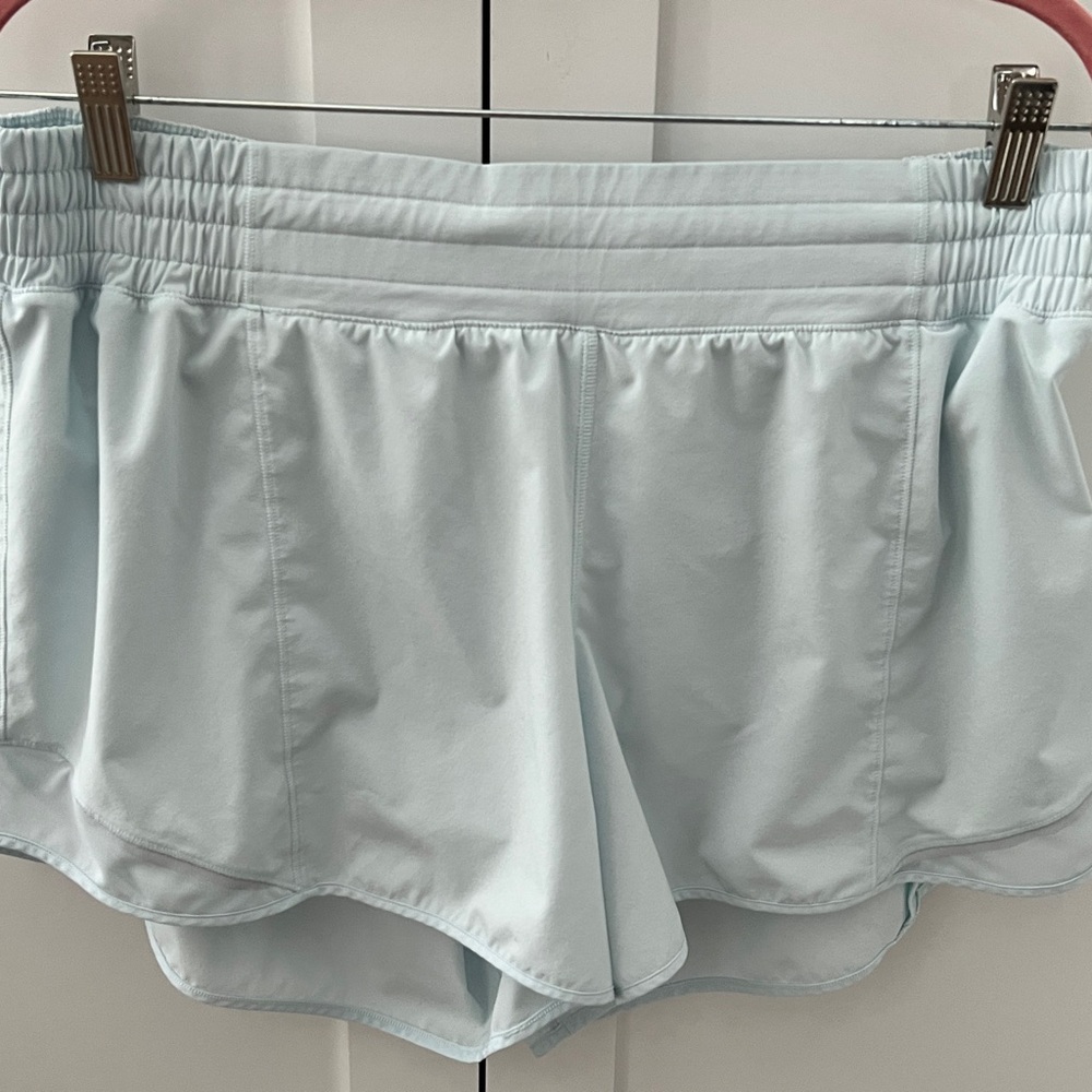 Lululemon Athletica Hotty Hot Icy Light Blue Women’s Athletic Shorts Size 14